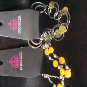 2 Paparazzi bracelets silver circle Link & green shells. Yellow beads on silver